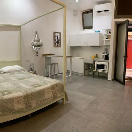 Luxury By Arbaspaa Apartment
