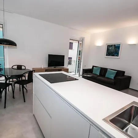 Luxury By Arbaspaa Apartmán *
